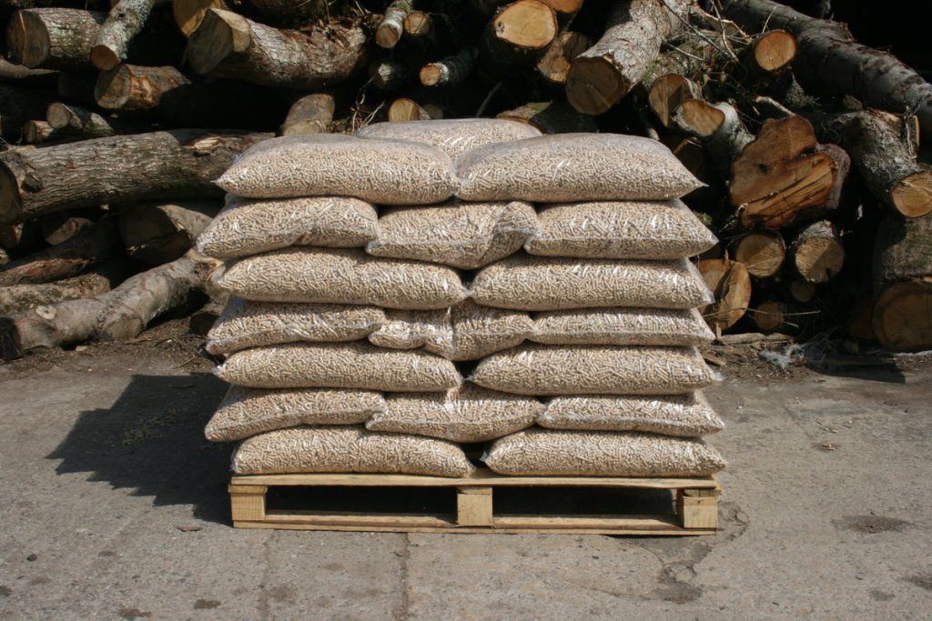 Buy Wood Pellets 6mm 15kg Half Pallet 32 Bags In Cornwall From Cornish Firewood